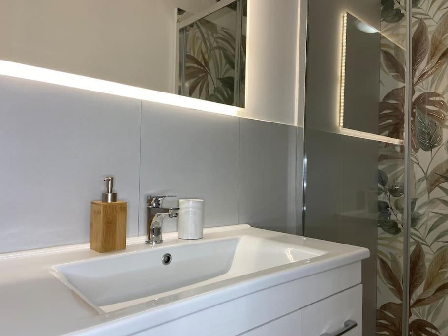San Siro-city Life Elegant Apt W/ Private Tennis Appartamento