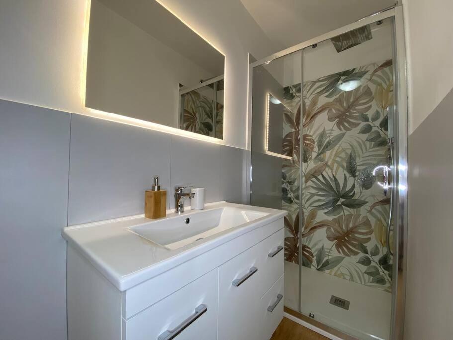 San Siro-city Life Elegant Apt W/ Private Tennis Appartamento
